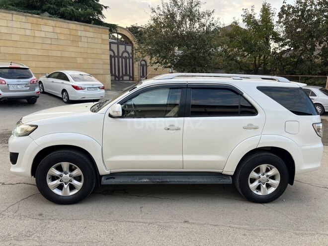 Toyota Fortuner 2013, 194,000 km - 2.7 л - Bakı