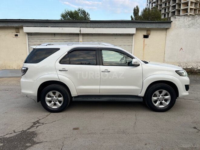 Toyota Fortuner 2013, 194,000 km - 2.7 л - Bakı