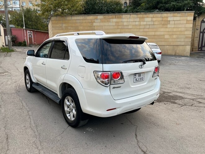 Toyota Fortuner 2013, 194,000 km - 2.7 л - Bakı
