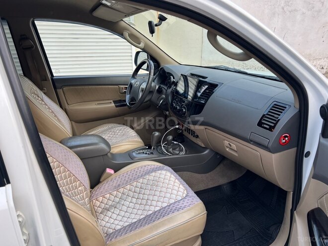 Toyota Fortuner 2013, 194,000 km - 2.7 л - Bakı