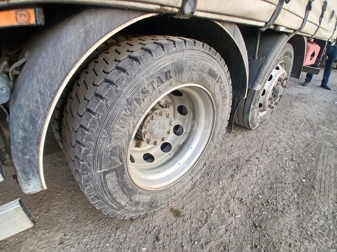 Mercedes Axor 1824 2007, 773,640 km - 6.4 l - Bakı