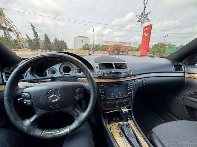 Mercedes E 220 2006, 349,102 km - 2.2 l - Biləsuvar