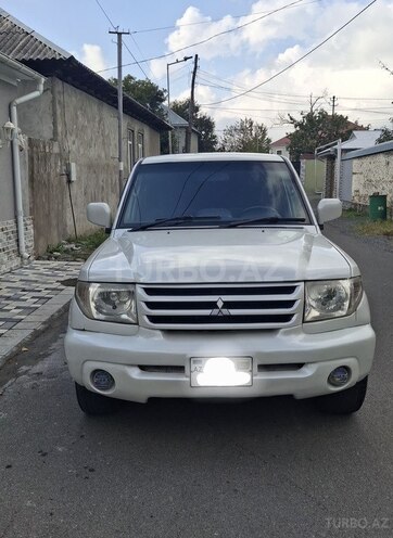 Mitsubishi Pajero io 2000, 278,000 km - 2.0 l - Qəbələ