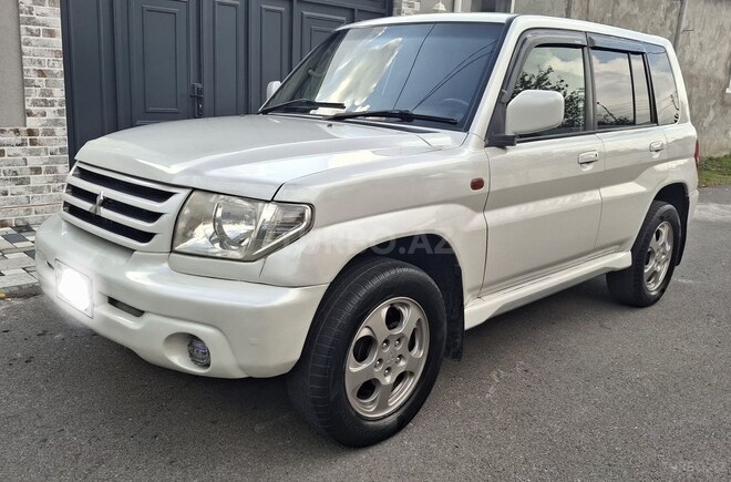 Mitsubishi Pajero io 2000, 278,000 km - 2.0 l - Qəbələ