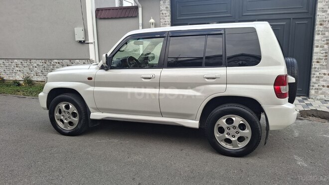 Mitsubishi Pajero io 2000, 278,000 km - 2.0 l - Qəbələ