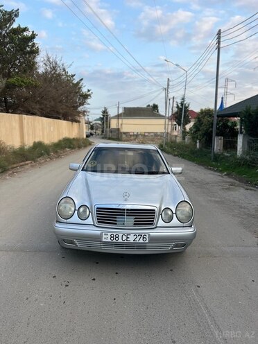 Mercedes E 240 1999, 380,000 km - 2.4 l - Bakı