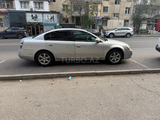 Nissan Altima 2005, 250,000 km - 2.5 л - Bakı