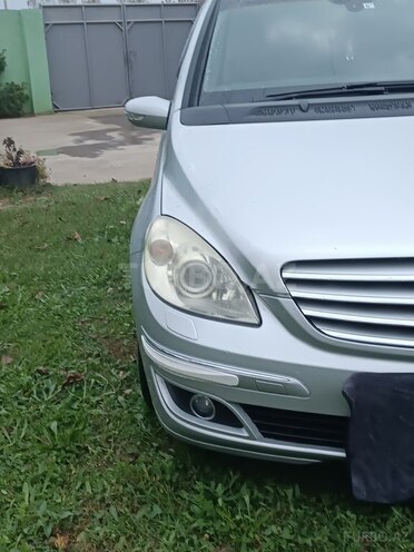 Mercedes B 170 2006, 274,700 km - 1.7 l - Bakı