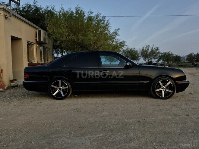 Mercedes E 240 1998, 312,000 km - 2.4 l - Bakı