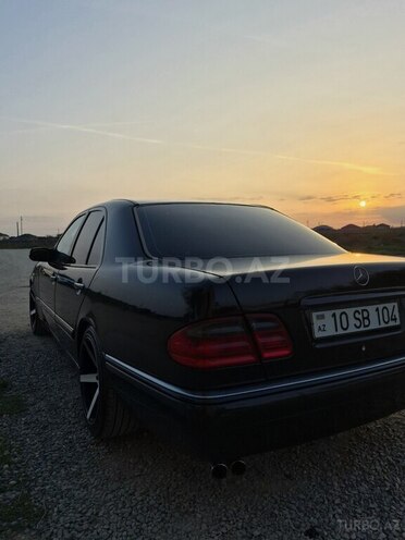 Mercedes E 240 1998, 312,000 km - 2.4 l - Bakı