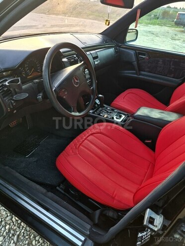Mercedes E 240 1998, 312,000 km - 2.4 l - Bakı