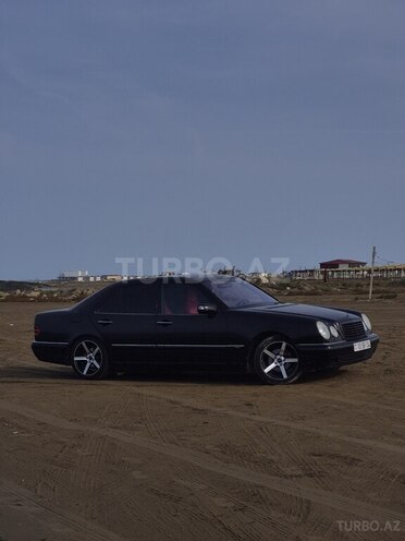 Mercedes E 240 1998, 312,000 km - 2.4 l - Bakı