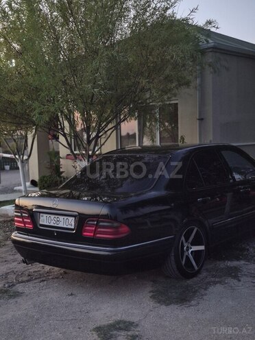 Mercedes E 240 1998, 312,000 km - 2.4 l - Bakı