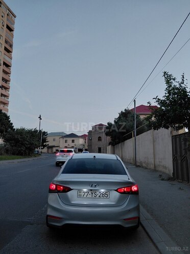 Hyundai Accent 2020, 318,650 km - 1.6 л - Bakı