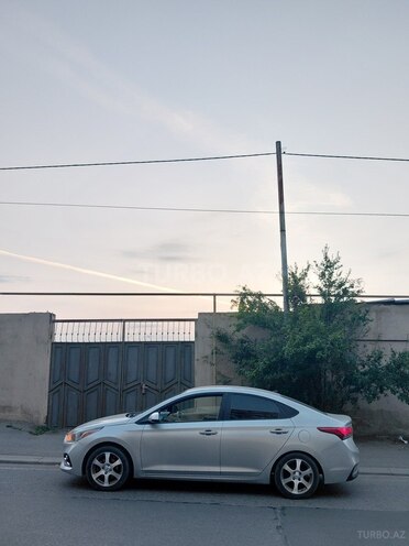 Hyundai Accent 2020, 318,650 km - 1.6 л - Bakı