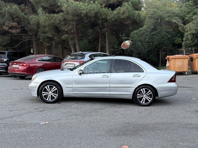 Mercedes C 200 2001, 346,450 km - 2.2 l - Bakı