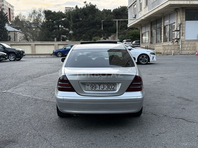 Mercedes C 200 2001, 346,450 km - 2.2 l - Bakı