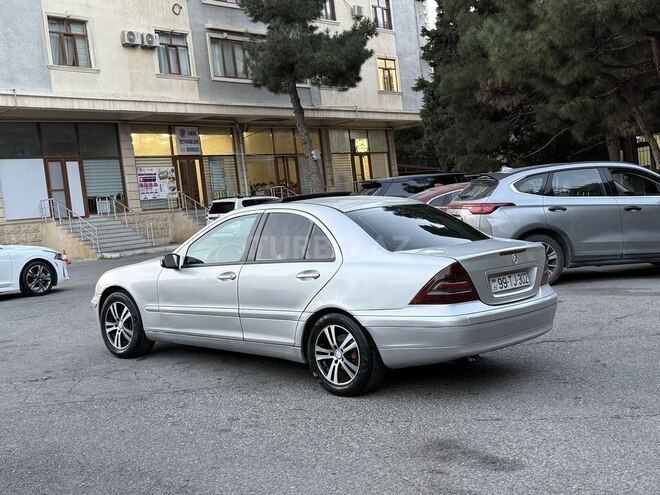 Mercedes C 200 2001, 346,450 km - 2.2 l - Bakı