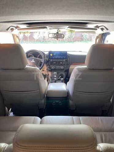 Mitsubishi Pajero 2007, 291,000 km - 3.0 л - Bakı