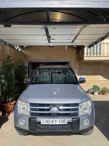 Mitsubishi Pajero 2007, 291,000 km - 3.0 л - Bakı