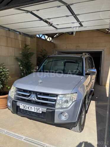 Mitsubishi Pajero 2007, 291,000 km - 3.0 л - Bakı