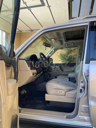 Mitsubishi Pajero 2007, 291,000 km - 3.0 л - Bakı