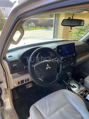 Mitsubishi Pajero 2007, 291,000 km - 3.0 л - Bakı