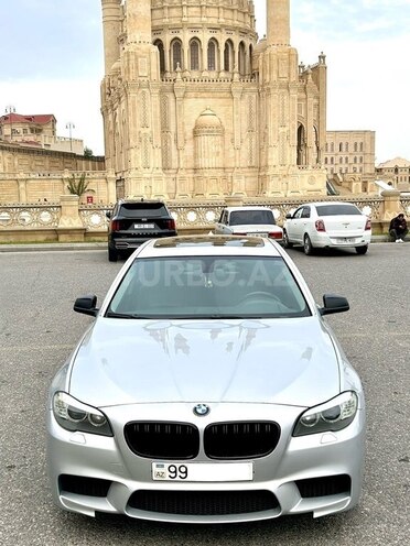 BMW 528 2014, 290,000 km - 2.0 л - Bakı