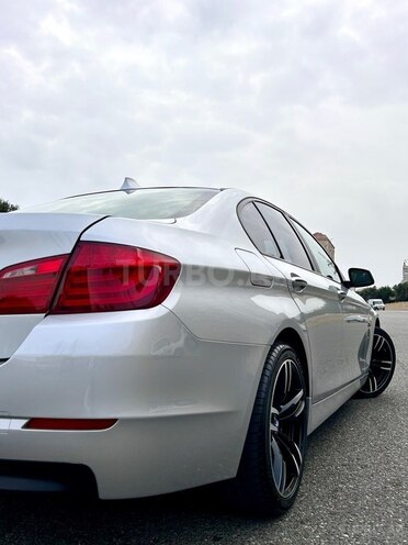 BMW 528 2014, 290,000 km - 2.0 л - Bakı