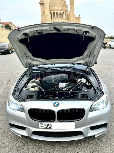 BMW 528 2014, 290,000 km - 2.0 л - Bakı