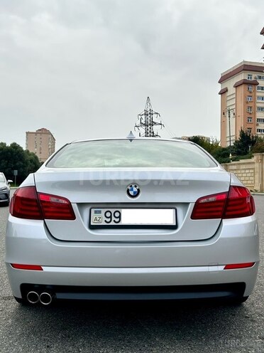 BMW 528 2014, 290,000 km - 2.0 л - Bakı