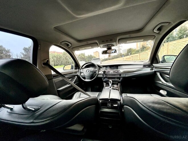 BMW 528 2014, 290,000 km - 2.0 л - Bakı