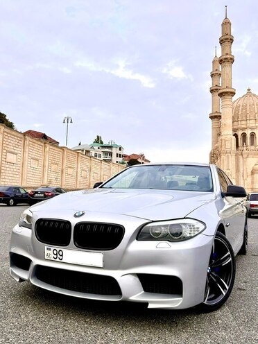 BMW 528 2014, 290,000 km - 2.0 л - Bakı