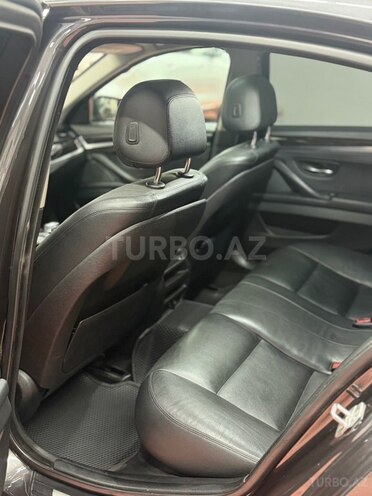 BMW 528 2015, 298,000 km - 2.0 л - Bakı