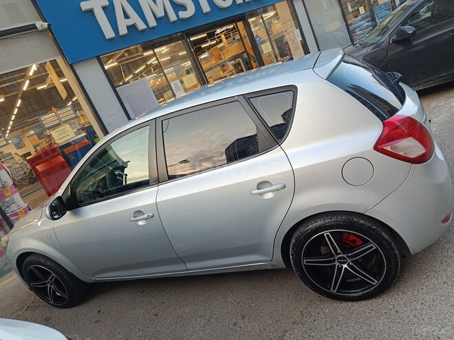 Kia Ceed 2012, 200,000 km - 1.6 л - Bakı