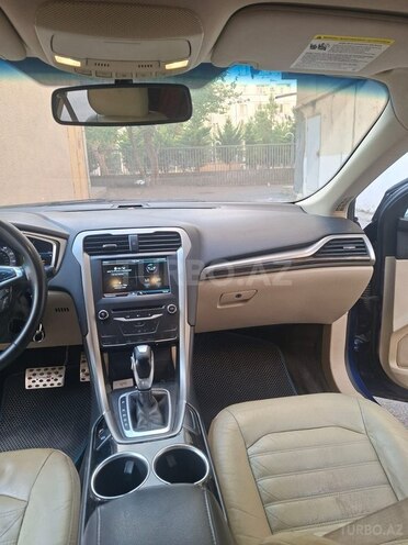 Ford Fusion (North America) 2013, 200,000 km - 1.6 л - Bakı