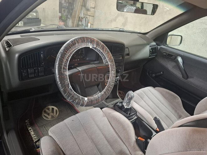 Volkswagen Passat 1992, 249,984 km - 1.9 l - Bakı