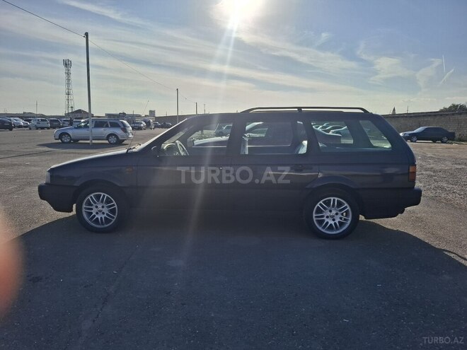 Volkswagen Passat 1992, 249,984 km - 1.9 l - Bakı