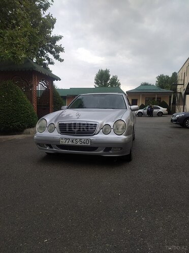 Mercedes E 220 2000, 355,000 km - 2.2 l - Şəki