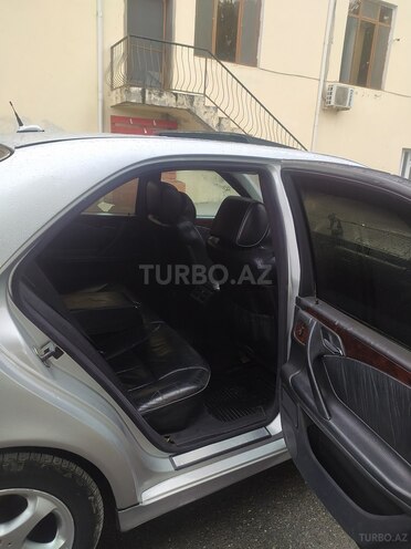 Mercedes E 220 2000, 355,000 km - 2.2 l - Şəki