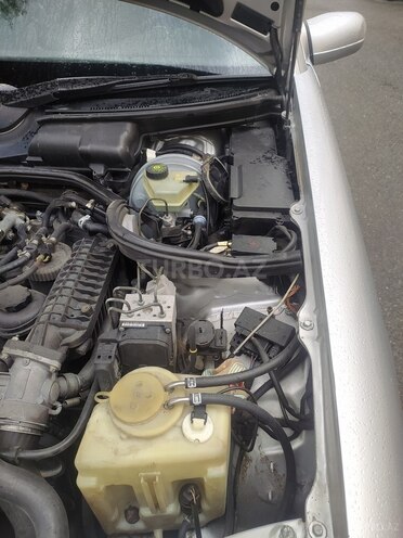 Mercedes E 220 2000, 355,000 km - 2.2 l - Şəki