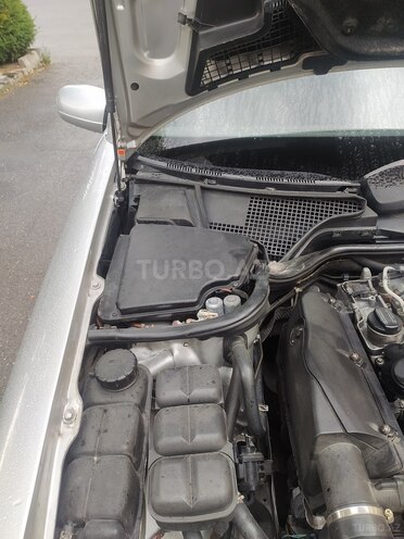 Mercedes E 220 2000, 355,000 km - 2.2 l - Şəki