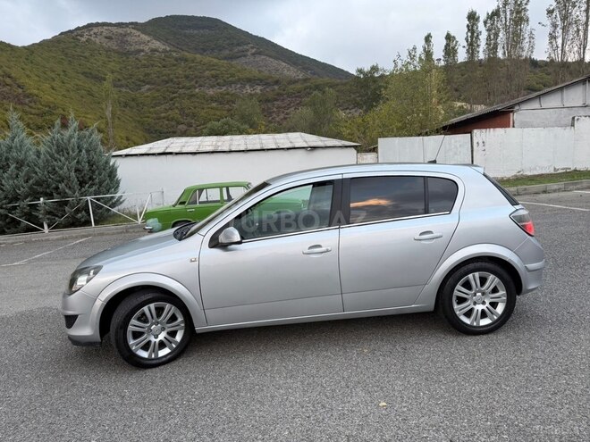 Opel Astra 2007, 233,190 km - 1.4 l - Şəki