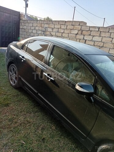 Honda Civic 2008, 266,000 km - 1.3 л - Şəki