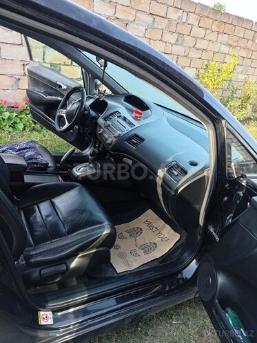 Honda Civic 2008, 266,000 km - 1.3 л - Şəki