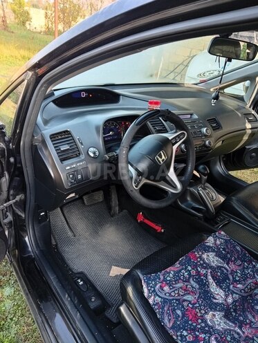 Honda Civic 2008, 266,000 km - 1.3 л - Şəki