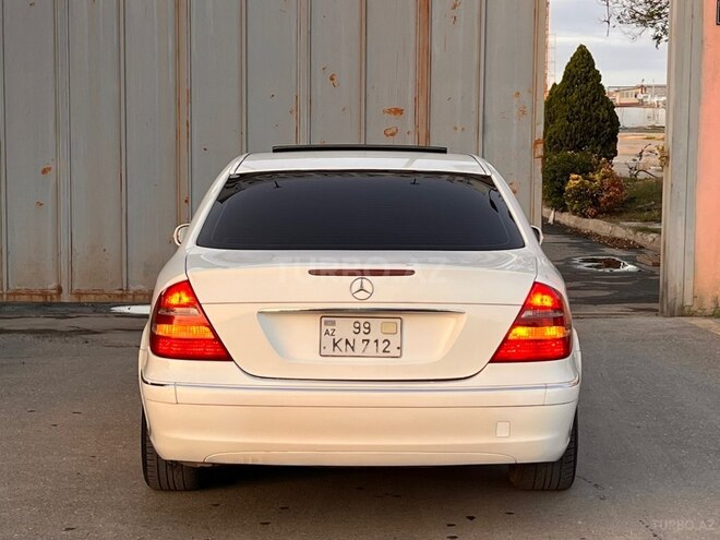Mercedes E 220 2004, 350,000 km - 2.2 л - Sumqayıt