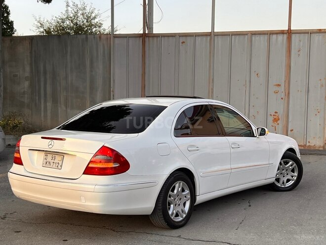 Mercedes E 220 2004, 350,000 km - 2.2 л - Sumqayıt