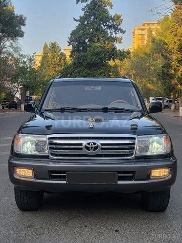 Toyota Land Cruiser 2004, 328,231 km - 4.5 l - Quba