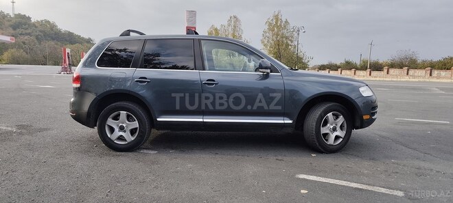 Volkswagen Touareg 2005, 267,000 km - 3.2 l - Zaqatala